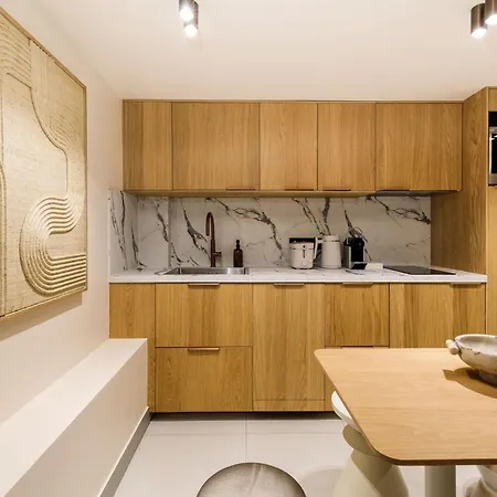 Sereners Comete Aparthotel 4*