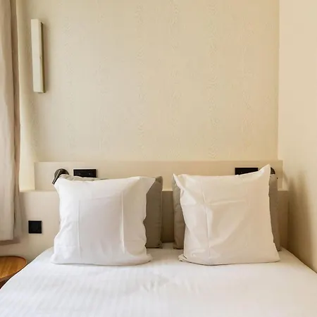 Sereners Comete 4* Paris